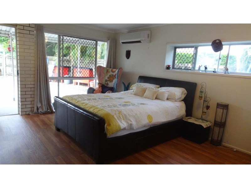 1 Kemp Street, Bucasia QLD 4750