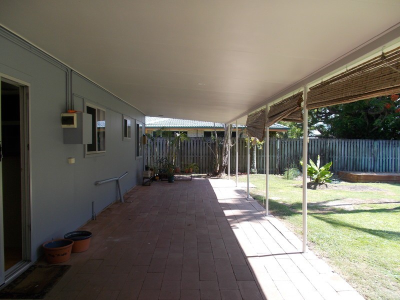 9 Searle Street, Bucasia QLD 4750