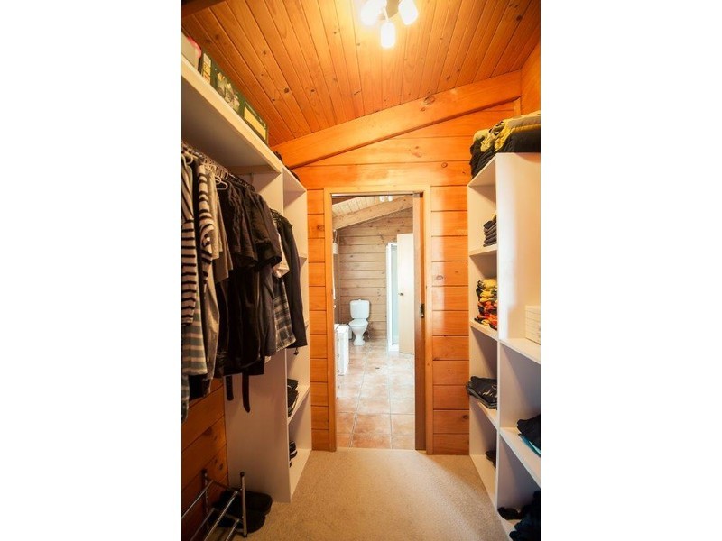 12 Hillcrest Street, Eimeo QLD 4740