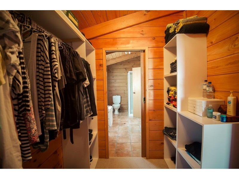 12 Hillcrest Street, Eimeo QLD 4740