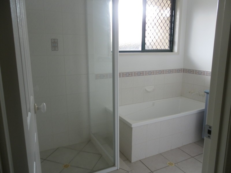 6 Bronte Court, Sippy Downs QLD 4556