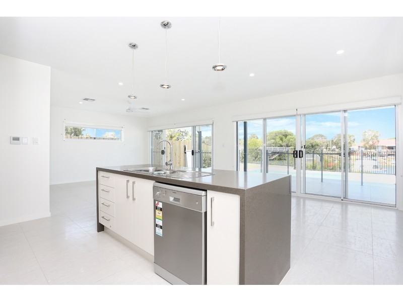 12 Sage Close, Mountain Creek QLD 4557