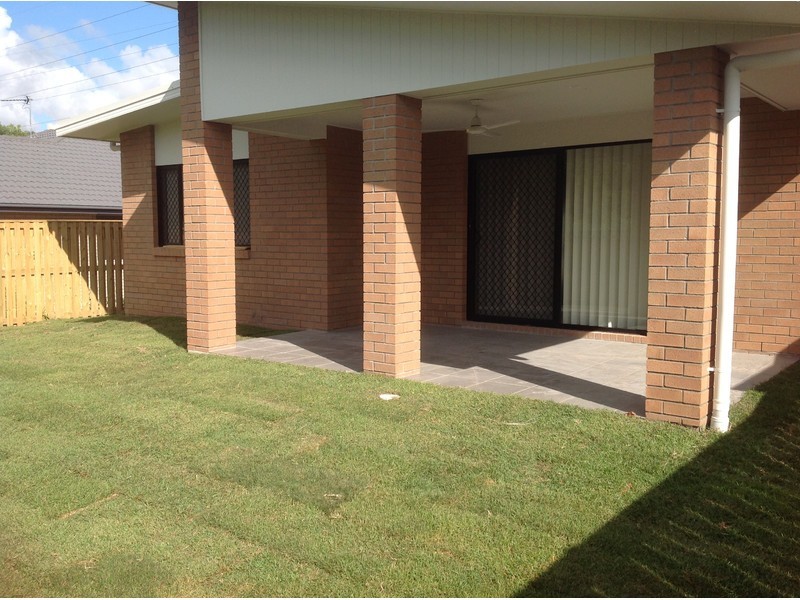 13 Observation Circuit, Nambour QLD 4560
