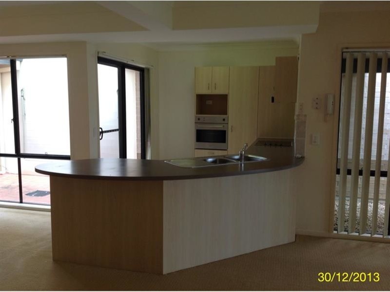 32/2 Springhill Drive, Sippy Downs QLD 4556