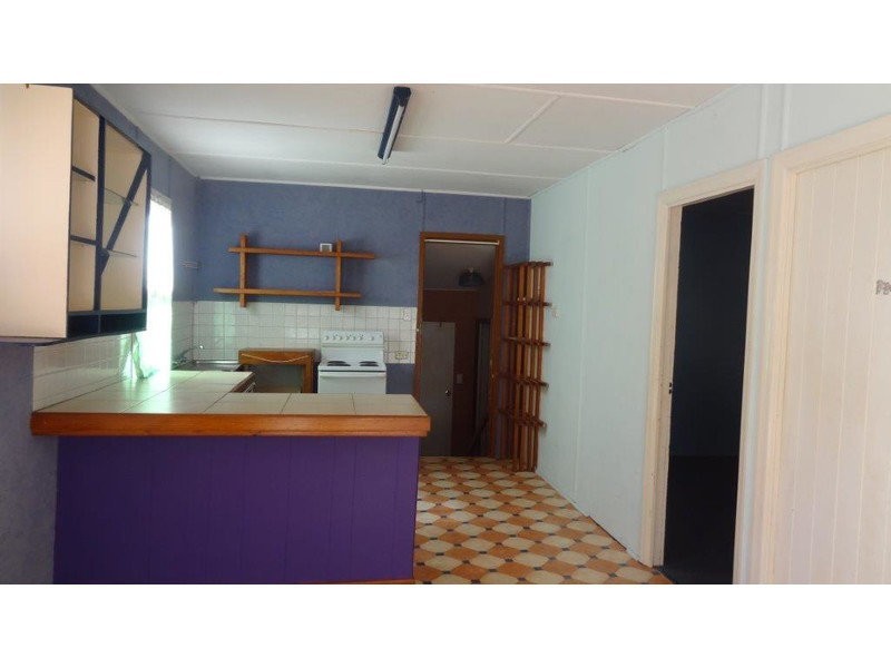 36 Waverley Street, Bucasia QLD 4750