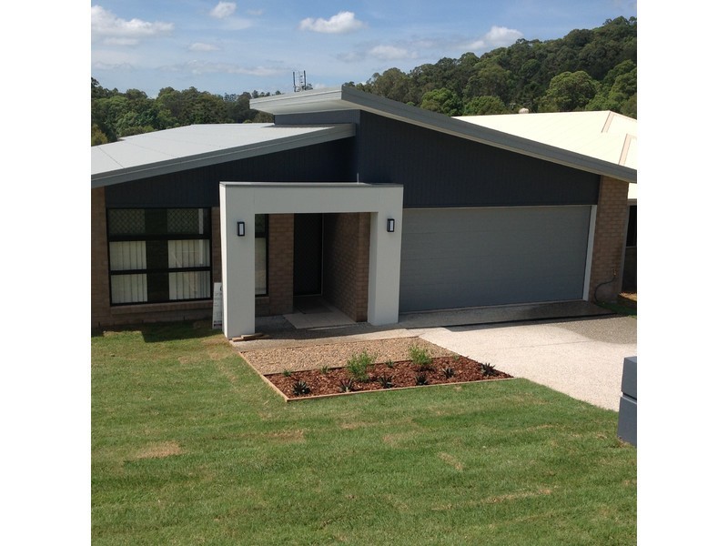 5 Observation Close, Nambour QLD 4560