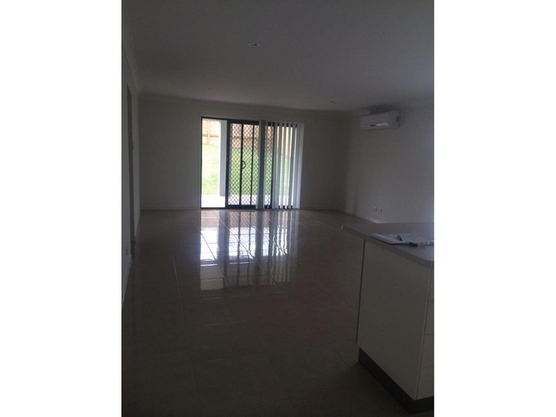 29 Eales Road, Rural View QLD 4740