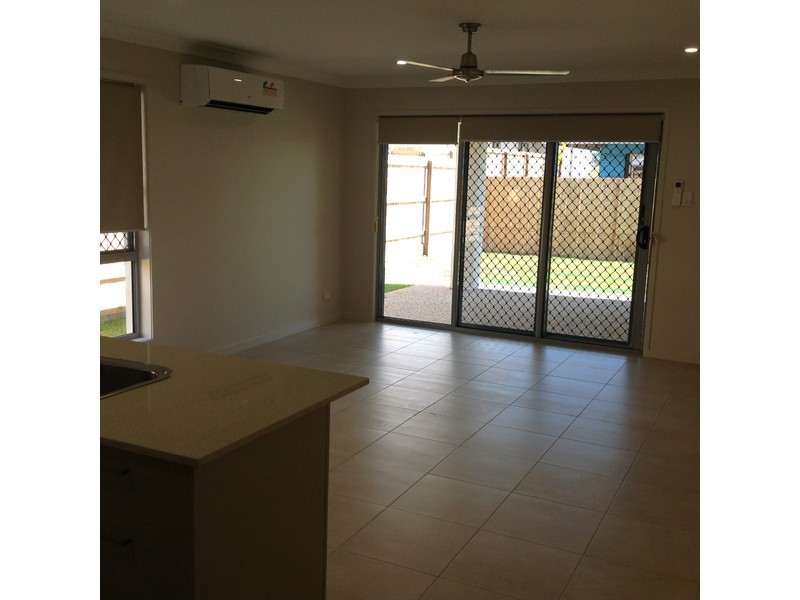 8 Basalt Street, North Lakes QLD 4509