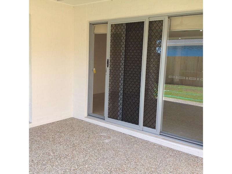 8 Basalt Street, North Lakes QLD 4509