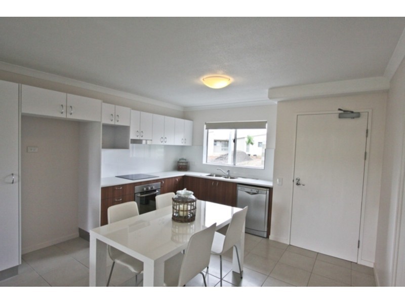 216/25 Chancellor Village Boulevard, Sippy Downs QLD 4556