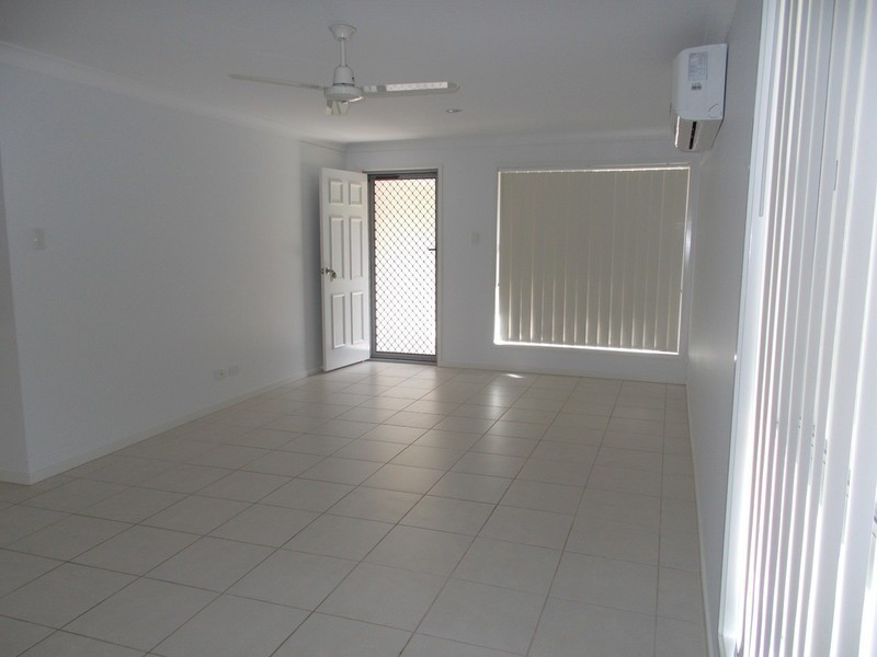 18 Newport Parade, Blacks Beach QLD 4740