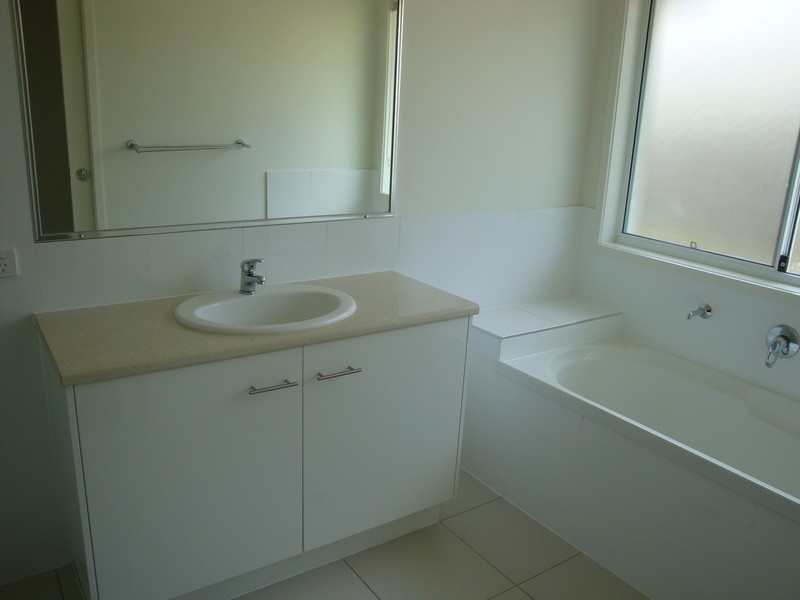 1 Wisteria Crescent, Sippy Downs QLD 4556