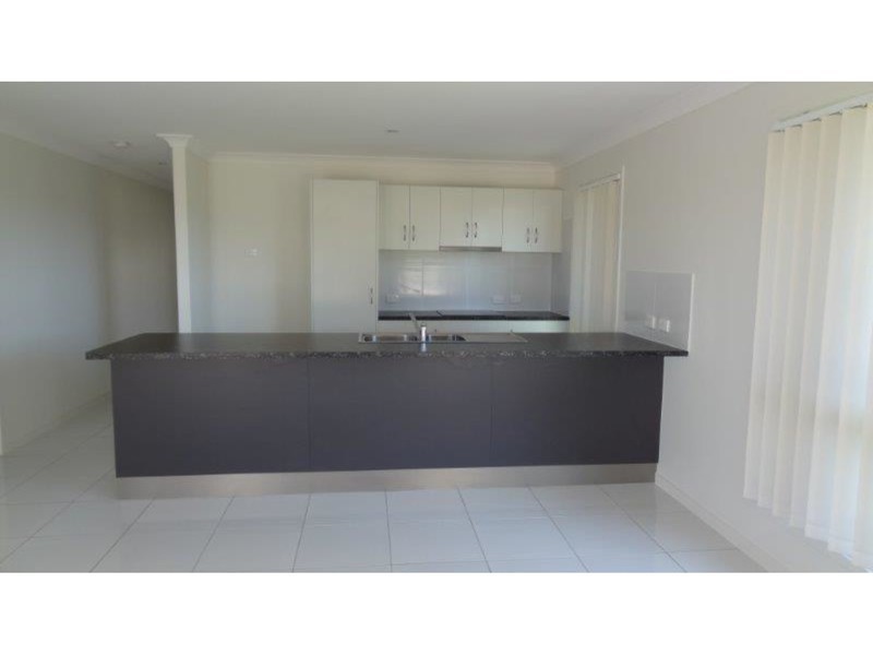46 Donovan Street, Blacks Beach QLD 4740