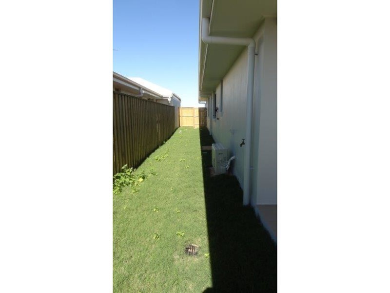 46 Donovan Street, Blacks Beach QLD 4740