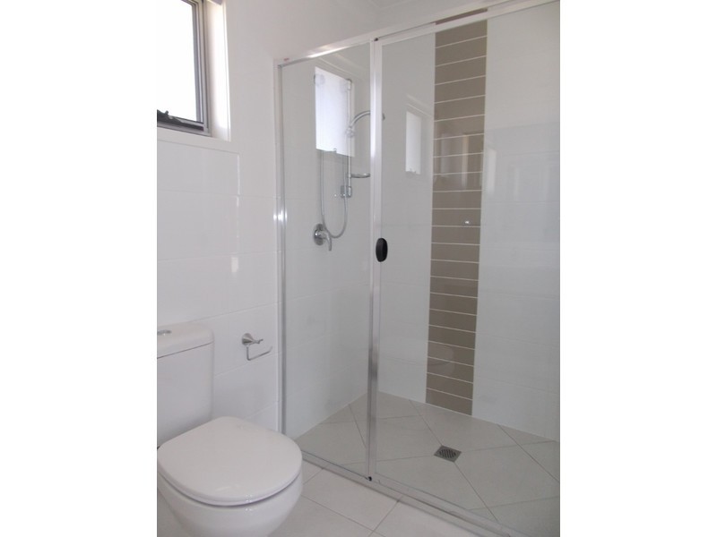 1/19 Eales Road, Rural View QLD 4740