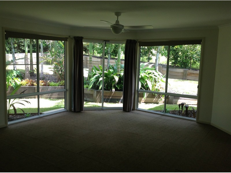 3 Haven Court, Mooloolah Valley QLD 4553