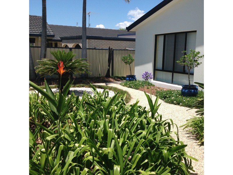 12 Dalpura Street, Buddina QLD 4575