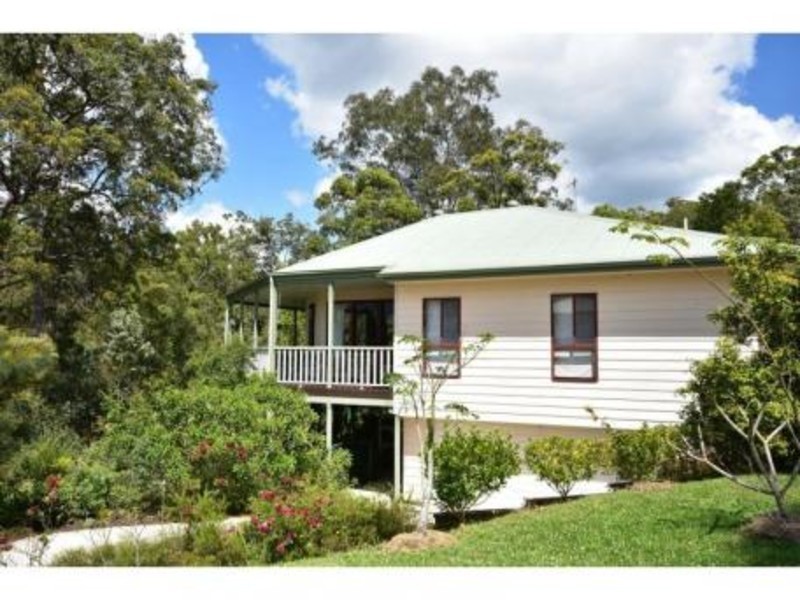 24 Viewland Drive, Mooloolah Valley QLD 4553