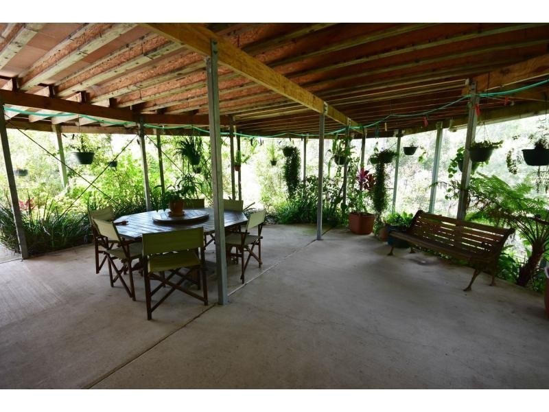 24 Viewland Drive, Mooloolah Valley QLD 4553