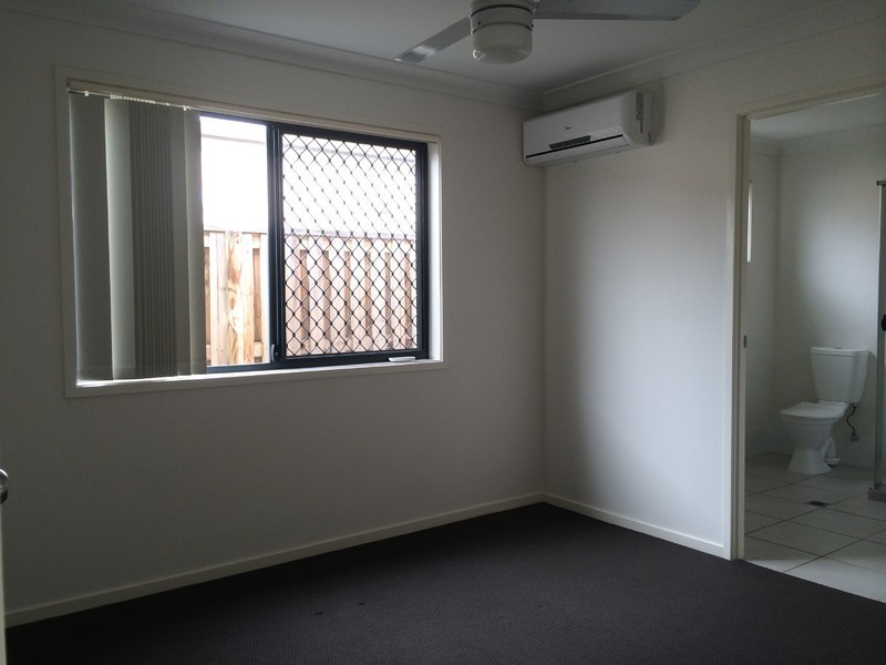 70 Scarborough Circuit, Blacks Beach QLD 4740