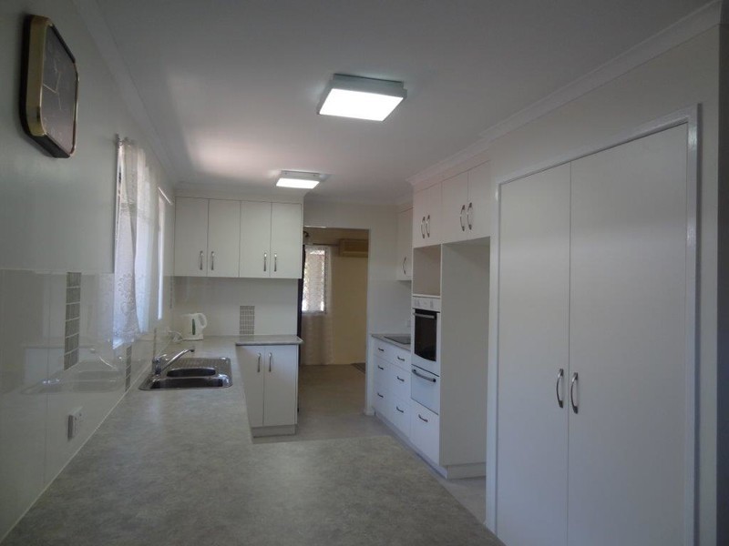 6 Ellis Avenue, Bucasia QLD 4750