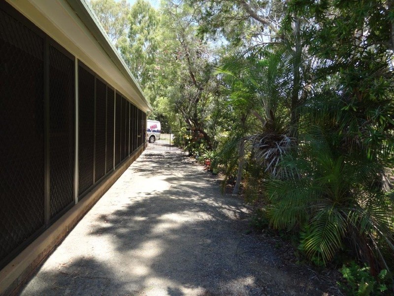 6 Ellis Avenue, Bucasia QLD 4750