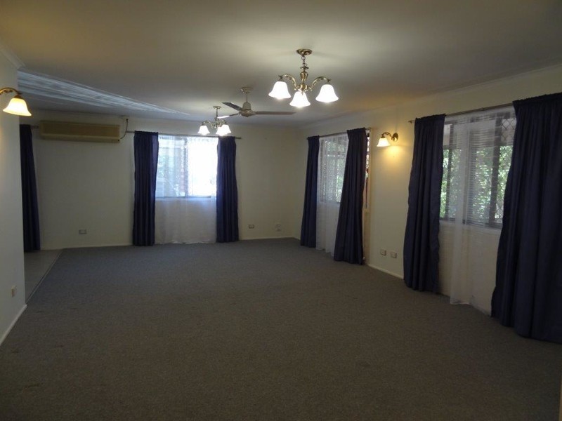 6 Ellis Avenue, Bucasia QLD 4750