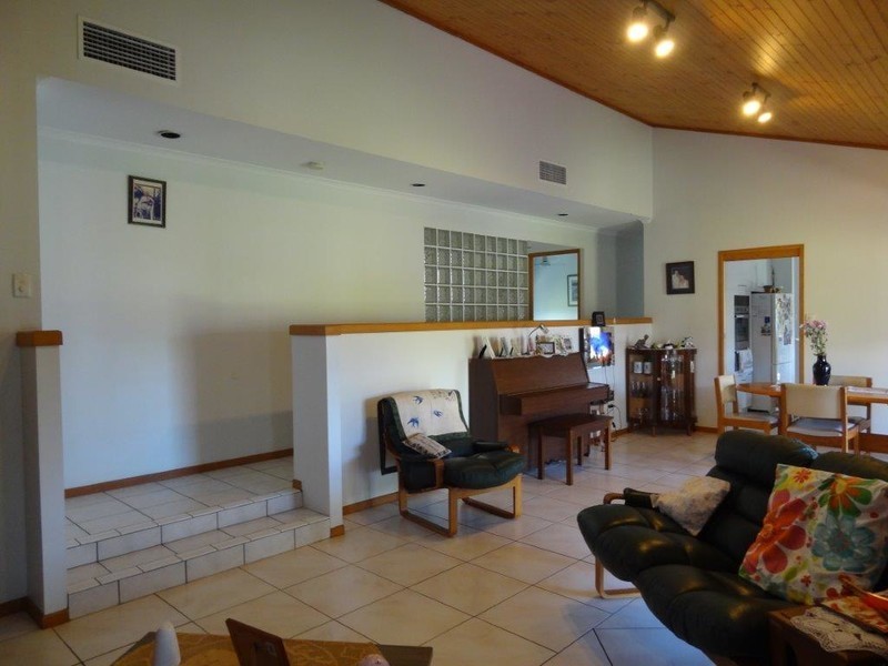 30 Crowley Drive, West Mackay QLD 4740