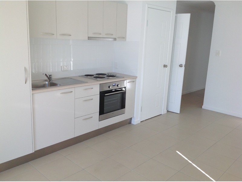 32 Presentation Boulevard, Nambour QLD 4560