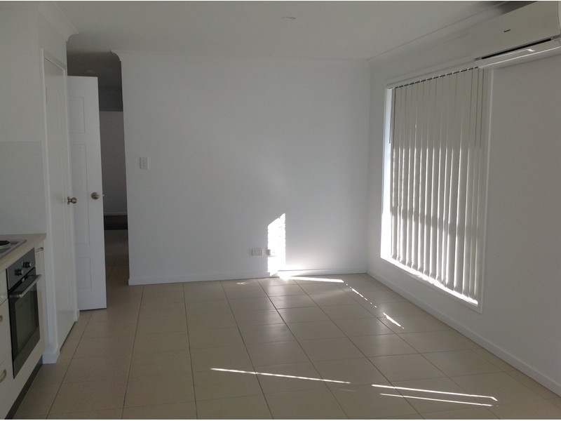 32 Presentation Boulevard, Nambour QLD 4560