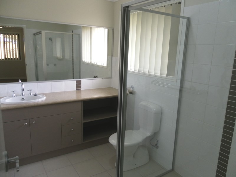 60 Chestwood Crescent, Sippy Downs QLD 4556