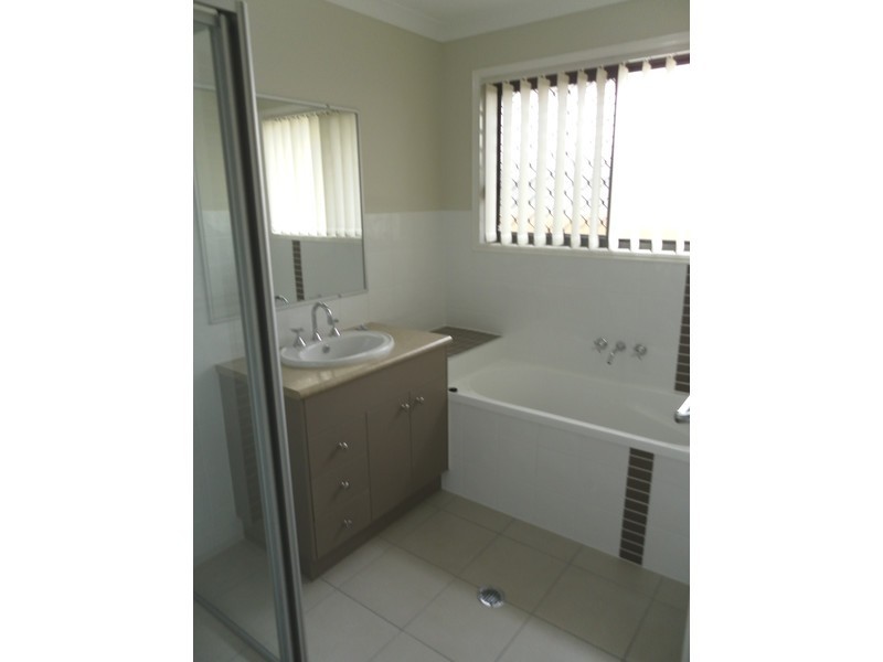 60 Chestwood Crescent, Sippy Downs QLD 4556