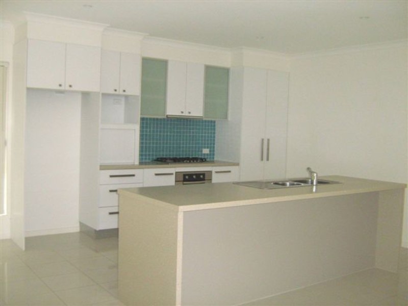 30 Riveroak Way, Sippy Downs QLD 4556