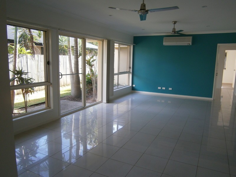 30 Riveroak Way, Sippy Downs QLD 4556