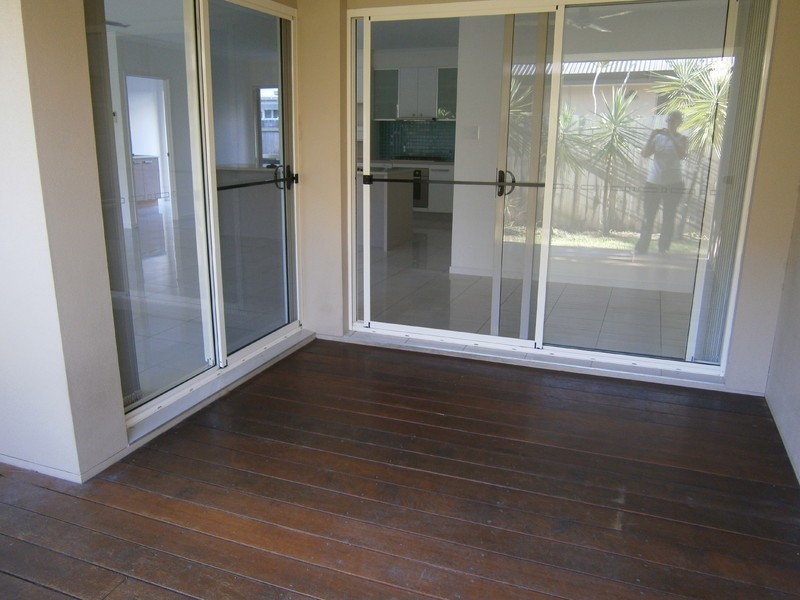 30 Riveroak Way, Sippy Downs QLD 4556