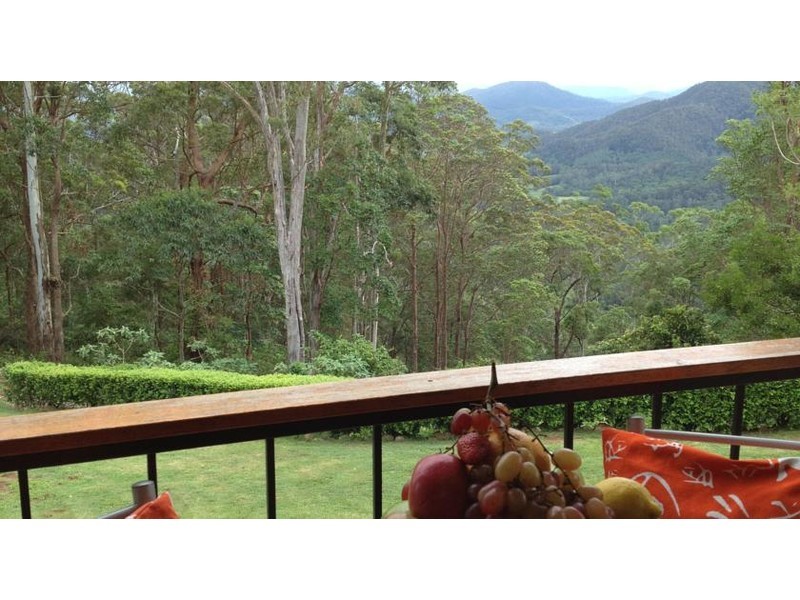 52 Mapleton Falls Road, Mapleton QLD 4560