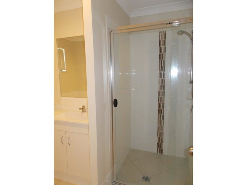 6 Holloways Court, Blacks Beach QLD 4740