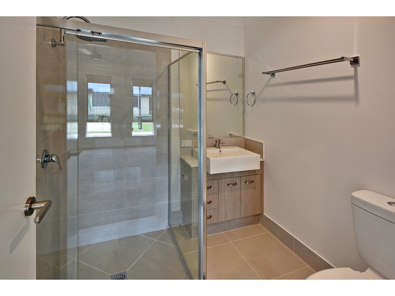 b/15 Calvary Way, Sippy Downs QLD 4556