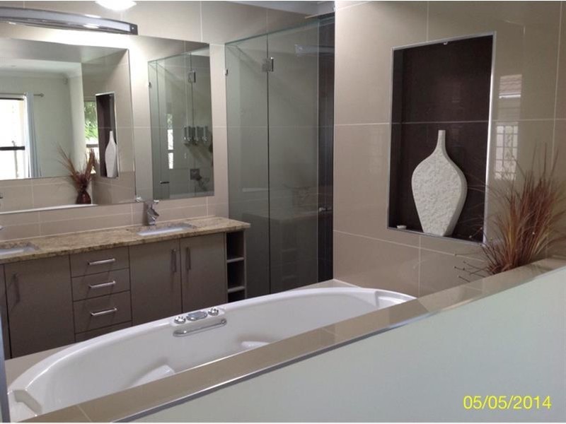 17 Sandleigh Crescent, Sippy Downs QLD 4556