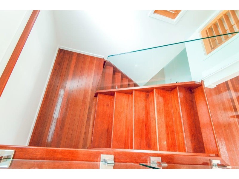 6 Hayes Avenue, Bucasia QLD 4750