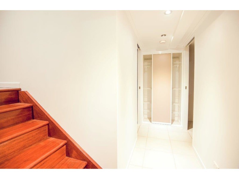 6 Hayes Avenue, Bucasia QLD 4750