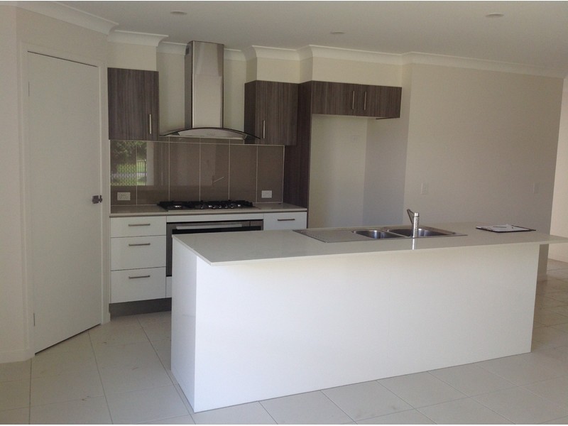 15 Minerva Place, Bli Bli QLD 4560