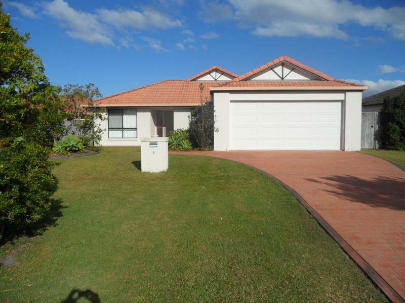 8 Somerville Crescent, Sippy Downs QLD 4556