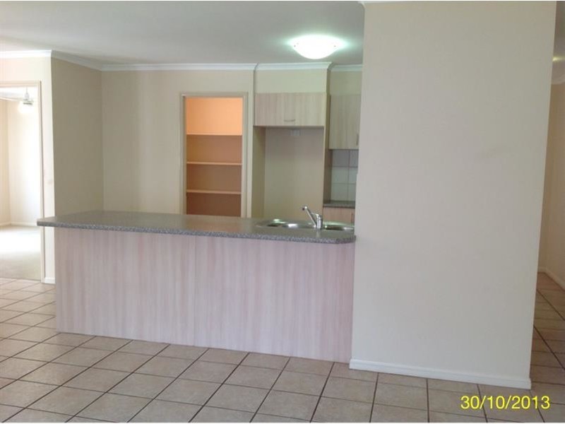 8 Somerville Crescent, Sippy Downs QLD 4556