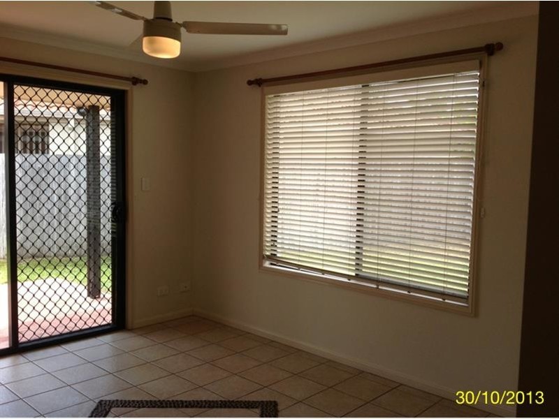 8 Somerville Crescent, Sippy Downs QLD 4556