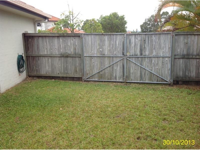 8 Somerville Crescent, Sippy Downs QLD 4556