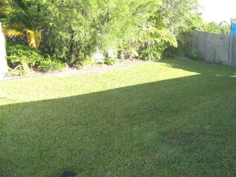 8 Somerville Crescent, Sippy Downs QLD 4556