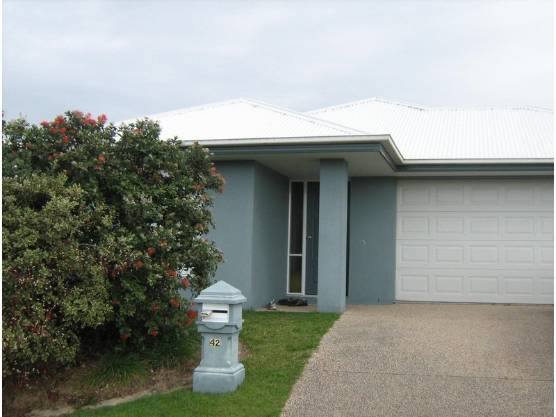 42 Magellan Crescent, Sippy Downs QLD 4556