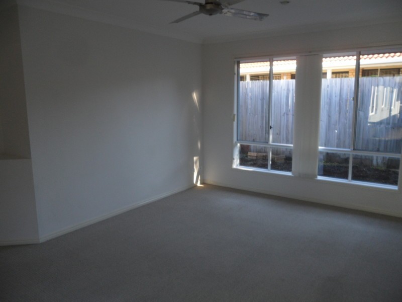 42 Magellan Crescent, Sippy Downs QLD 4556