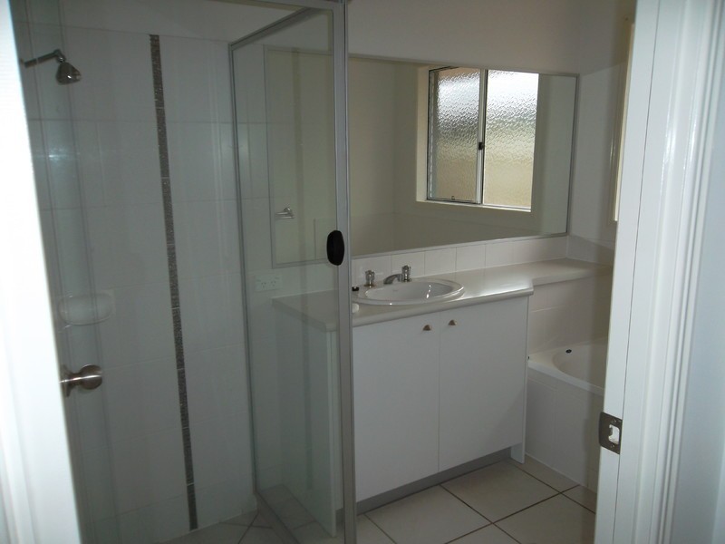 42 Magellan Crescent, Sippy Downs QLD 4556